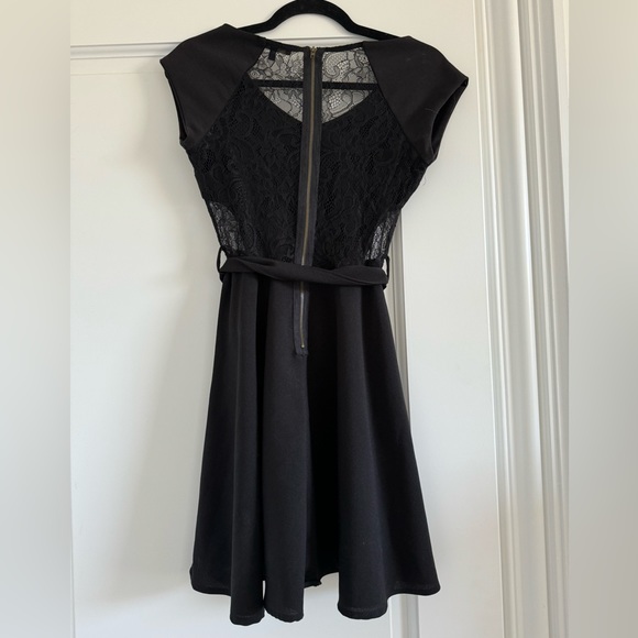 Max and Riley black dress with lace back - Picture 2 of 3